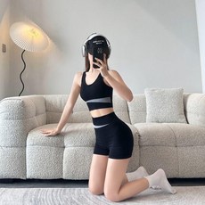 運動套裝女 上衣+短褲 瑜伽跑步健身速幹提臀, K1套裝：上衣+短褲 黑色.一套裝 ,L 50.5-60.0公斤, 黑色