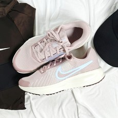 나이키 여성 운동화 런 디파이 발편한 가벼운 런닝화 캐주얼화