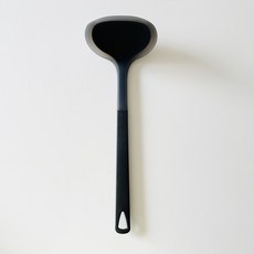 【春子家】黑色調理器具 日本黑色調理道具 矽膠餐廚 尼龍耐熱 義大利煎匙 果醬匙 刮勺 大湯勺 料理夾, 矽膠Ladle湯勺253495, 1個
