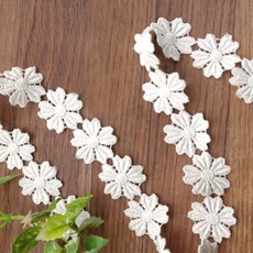 꽃장식 케미컬레이스 폭 2.5cm 백아이보리