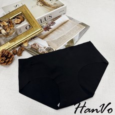HanVo 冰絲無痕內褲 桑蠶絲透氣中低腰三角褲, 靜謐黑,L