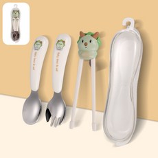 【超繪玩】臺現貨兒童練習筷 虎口定位防滑款 喫飯學習筷 幼兒園輔助筷 卡通套裝學習筷, 三角龍【學習筷+勺子+叉+盒子】, 1個