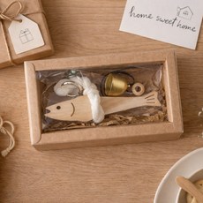 모어인 액막이명태 도어벨 키링 집들이 선물, 아이보리