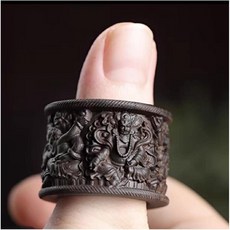 침향목 오로 부의 신 손가락 당기기 목각 손잡이 반지, 가우드 오방향 부의 내경은 2.1입니다