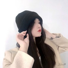 베이직 니트 비니 블랙 .스키비니 귀마개 포인트비니 겨울운동 게이트볼 방한용품