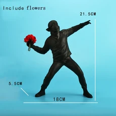 수지 동상 조각 Banksy 꽃 던지기 폭격기 홈 인테리어 액세서리 현대 장식품 입상 소장품, 03 B