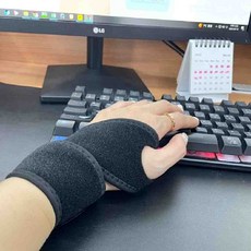 탑몰 엄지걸이 손목보호대 여자손목보호대 산모손목보호대