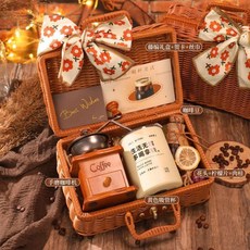 手磨手搖手壓咖啡機禮盒套裝，家用便攜式咖啡豆研磨機，臺灣出貨, 【藤編咖啡機禮盒】款式三, 1個