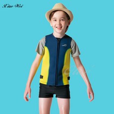 小薇的店 MIT聖手品牌 2MM厚度拉鍊設計兒童防寒背心，台灣製造，玩水保暖必備