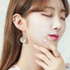 노이드비 써지컬스틸 화이트자개 코인링 침형귀걸이