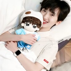 TF家族 四代 TF WONDERLAND Lil Baby 王櫓傑 20cm 棉花娃娃套裝, 1個, 20cm左奇函無骨+隨機衣服