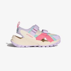 에스마켓키즈 NC송파 아디다스 테렉스 하이드로 테라 AT C (멀티) I 발을 감싸는 구조로 안정적인 착화감을 보여주는 아이들 샌들