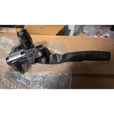 剎車主缸 G3奔騰, 1個