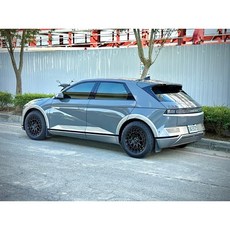 18吋4X4越野模型車，精緻比例，重現經典車款，模型收藏家的首選, 1個