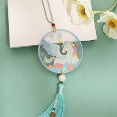 熱銷 刺繡手工diy材料包 自繡製作平安福禦守書簽掛件雙麵繡蘇繡送男友禮物, 【獨角獸平安】送繡繃+禮盒 【需自己縫製, 1個