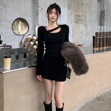 슬림 숏 블랙 원피스 OSM-1006016