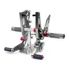 Triumph Speed Triple 1050 (2011-2014) 腳踏後移組 共三色, 灰色