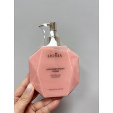 LIONIA 蓮妮娜 海洋魚子精華 柔膚香氛潤膚霜 300ml, 1瓶, 1瓶 (2026/11/05)