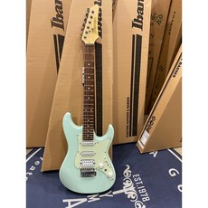 Ibanez AZES40 電吉他，薄荷綠，單單雙拾音器配置, 詳見包裝