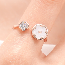 [벨라스톤] 백화점 판매 주얼리 자개큐레아 반지 오픈형 클로버&큐빅 믹스 디자인 여성 데일리 반지