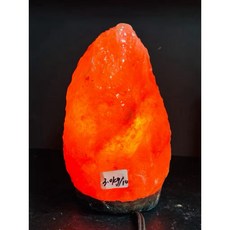 頂級鴿血紅鹽燈#穩坐山型，夫妻房感情升溫，3.2Kg妖艷紅鹽燈, 紅色