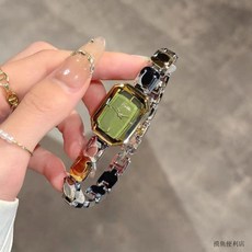Sottis 方形手鍊式手錶