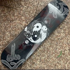 SAGA 經典太極滑板板面 尺寸7.75 8.0 8.25, 如圖所示, 1個