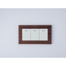 Panasonic國際牌Risna磁吸式黑胡桃木框開關插座面板蓋板【快速出貨】, 1個, 螢光3開關（白