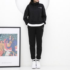 SOON2DLE 女款圖案刺繡高領長袖T恤+運動褲套裝