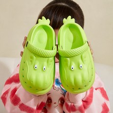 卡通龍寶寶兒童涼拖鞋，厚底防滑男女童花園鞋