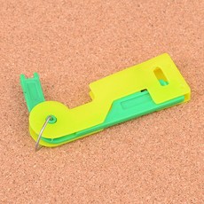 바늘구멍꿰기 바늘에실끼우는도구 실끼우개 바늘실끼우기 실꿰기 반짇고리+원형 양면 테이프 10P 사은품, 무작위색상, 20개