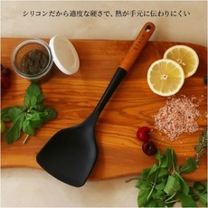Staub 木柄耐熱矽膠油刷 分菜匙 萬用鏟 漏勺 湯勺 鍋鏟 刮刀 飯匙, 1個, 鍋鏟31CM