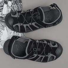 ChrisJ 男士休閒涼鞋 魔術貼涼鞋 男士徒步鞋 GUH1809