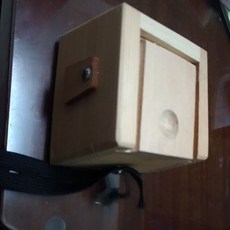 笑嘻嘻健康廣場 迷你小灸盒 艾灸盒 - 輕巧便攜，隨時享受溫熱舒適艾灸體驗, 1個