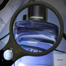 김영마켓 LED 돋보기 독서용돋보기