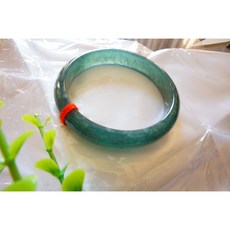 A貨翡翠玉鐲，瓜料藍剛，藍水，起光，帶雪花棉，手圍19.2, 1個