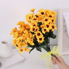 홀스지아 해바라기 성묘 웨딩 꽃 인테리어 조화 꽃다발 4묶음(28P), 1개, 엘로우