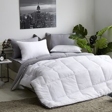 素色絎縫四季寢具組, White
