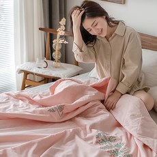 Belle Vie 刺繡色織水洗純棉涼被 薄被 大尺寸 雙人四季被, 春蕊冰粉, 春蕊冰粉