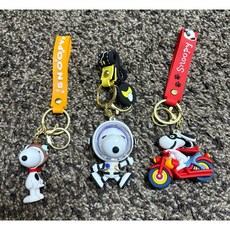 Snoopy 鑰匙圈 史努比吊飾 可愛Q版立體公仔, 1個, 太空人