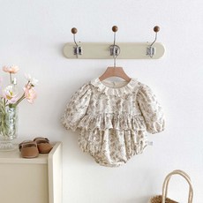 로이앤한나 크런치 3개월 6개월 9개월 신생아 돌 백일 꽃무늬 긴팔 면 여아 여자아기 바디슈트