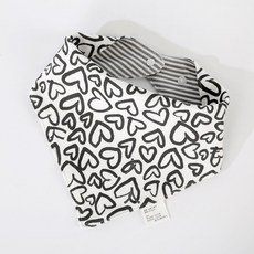 ins森系宝宝纯棉口水巾新生婴儿小公主围嘴女宝宝口水兜花瓣围兜