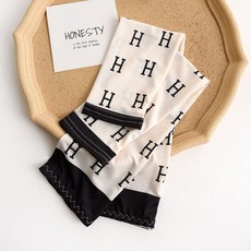 防曬袖套 新款夏季字母遮陽防曬袖套女冰袖寬鬆學生戶外遮陽套袖袖套冰絲男, H字母-黑邊, 1個