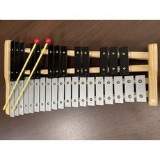 瀚悅樂器 32音鐵琴，附琴槌、琴袋、琴架, 1個, 台製鐵琴