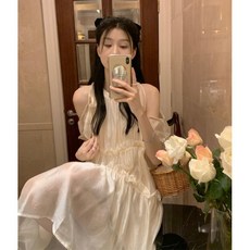 순수하면서도 섹시한 오프숄더 끈 장식 라운드넥 원피스 여성용 여름 부드러운 분위기의 달콤한 첫사랑 원피스