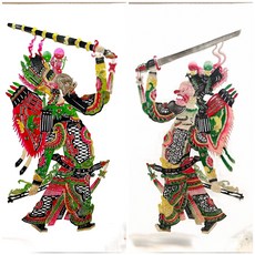 皮影 門神 牛皮雕刻手工上色一對, 如圖所示, 1個