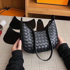 탑씨유 가죽공예 DIY 키트 가죽가방 만들기 패키지 데일리 위빙패턴 새들백, 블랙, 1세트