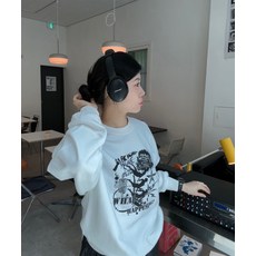 OCELOT C14 스페이스 오버핏 맨투맨 화이트 278591