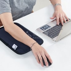 來而康 亞海 非動力式治療床墊 KUMO萬用墊 午安枕 嬰兒枕 肘腕支撐 局部減壓, 黑色