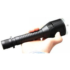 玩家級 潛水手電筒 15W CREE XML-L2 30米防水 充電組, 單支手電筒-白光手電筒x1電池充電器另購,黑色